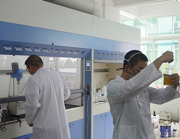 研發團隊-兩只璧琥